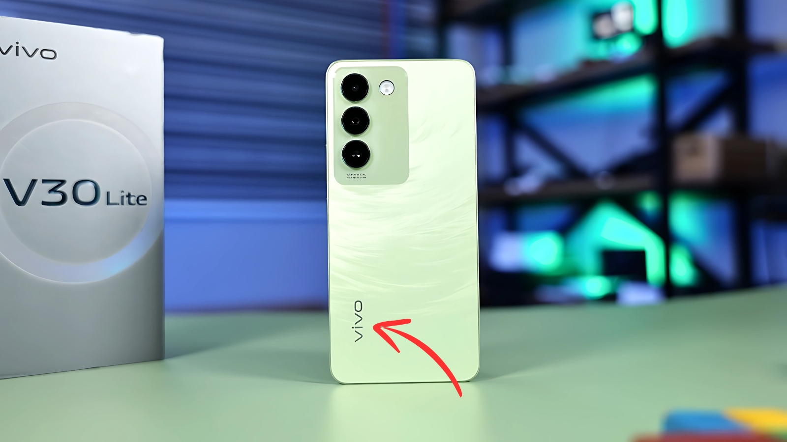 Vivo V30 Lite